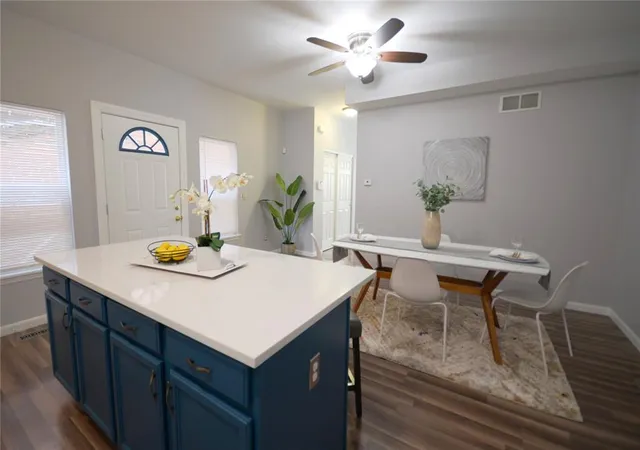 Photo 3 of Single Family Residence at 2922 Pennsylvania Ave, Saint Louis, MO 63118 | MLS# MIS25034931 |  | Sold on 2025-07-30