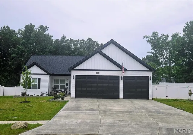 1st image of 10719 Trenton Ln #TBB, Foristell, MO 63348 | MLS# MIS25035075