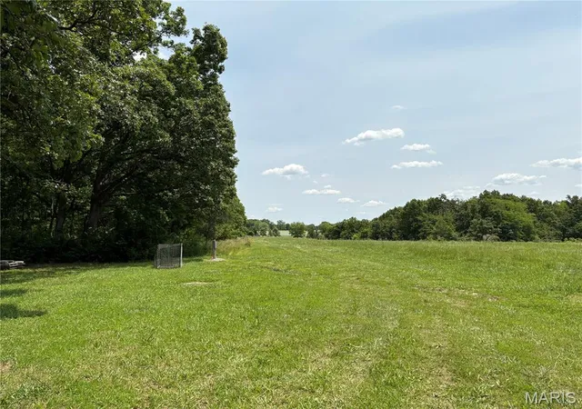 5th image of 549 Birkhead Rd, Winfield, MO 63389 | MLS# MIS25036957