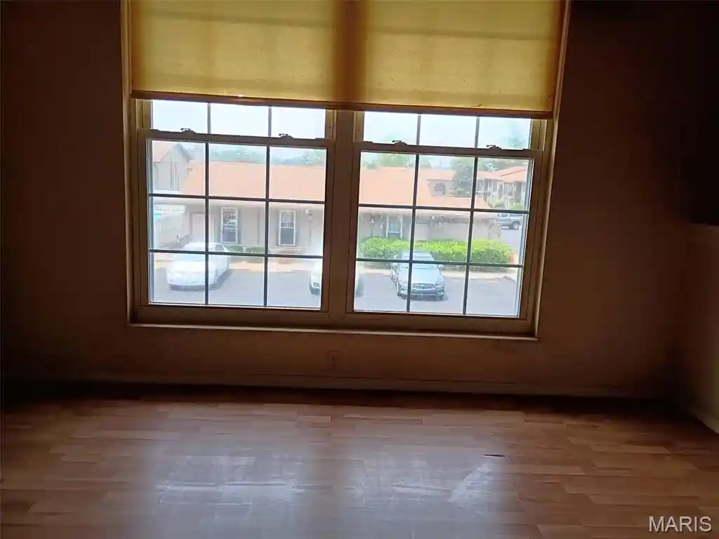 Listing Photo 2 - Condo for sale in 2065 Carefree Ln located at 2065 Carefree Ln, Florissant, MO 63033 - Unit 2065 Carefree Ln