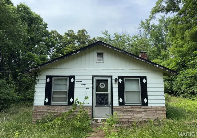 Homes for sale in Kirkwood, MO | 1925 W Woodbine Ave, Kirkwood, MO 63122 | MLS# MIS25038773