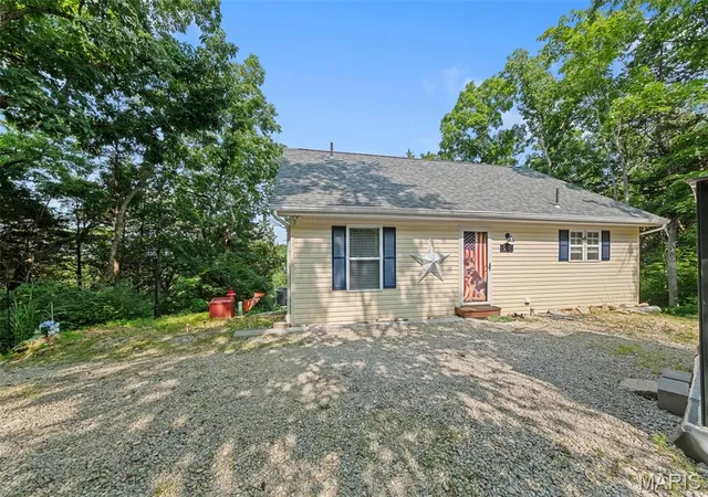 Photo 1 of Single Family Residence at 28 Cedar Dr, New Florence, MO 63363 | MLS# MIS25041240 | | Sold on 2025-08-28