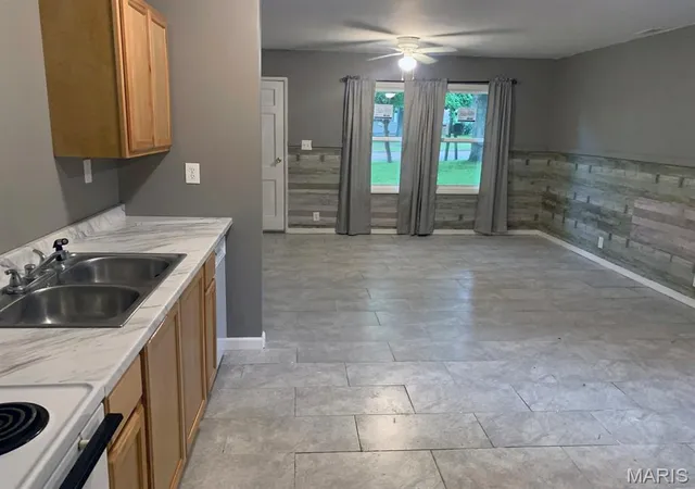 3rd image of 408 4Th St, Doniphan, MO 63935 | MLS# MIS25041412
