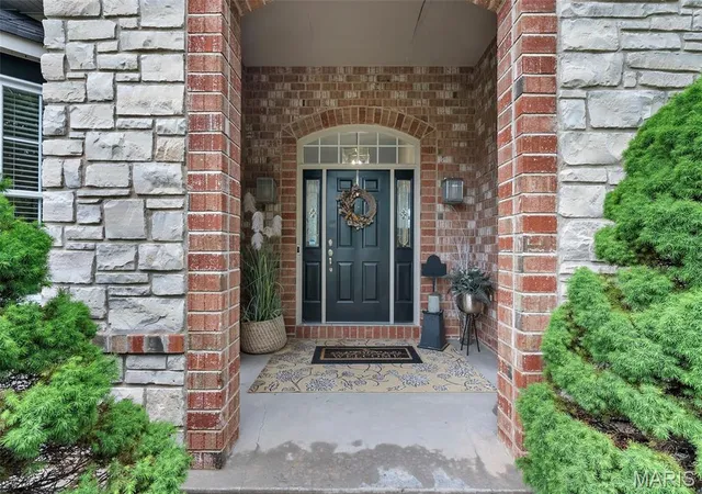 Photo 4 of Single Family Residence at 4304 Austin Pass Ct, Saint Charles, MO 63304 | MLS# MIS25041708 | | Sold on 2025-11-03