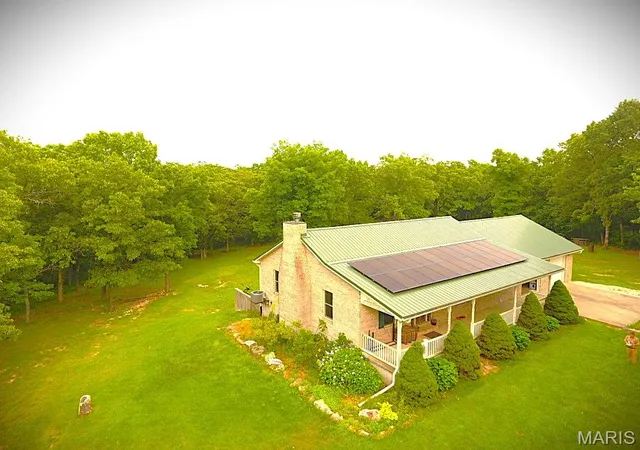 Photo 4 of Single Family Residence at 3598 Hwy T, Rosebud, MO 63091 | MLS# MIS25041761 | | Sold on 2025-08-28