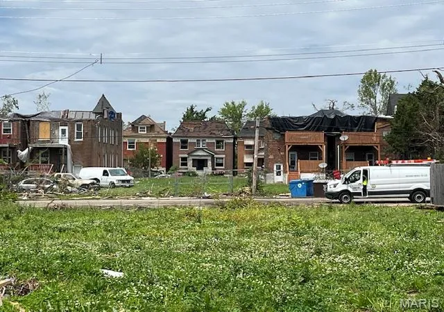 Photo 1 of Land at 5163 Kensington Ave, Saint Louis, MO 63108 | MLS# MIS25042201 | | Sold on 2025-09-26