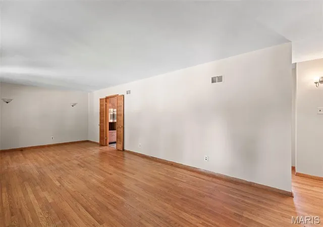 Photo 3 of Single Family Residence at 11533 Norgate Dr, Saint Louis, MO 63138 | MLS# MIS25042440 | | Sold on 2025-07-25