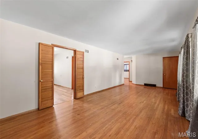 Photo 4 of Single Family Residence at 11533 Norgate Dr, Saint Louis, MO 63138 | MLS# MIS25042440 | | Sold on 2025-07-25