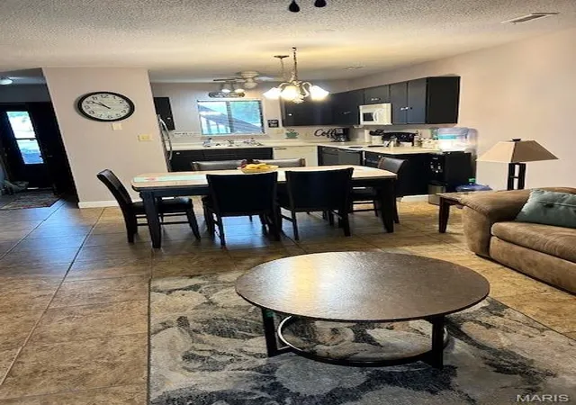 Listing Photo 1 - Condo for sale in building located at 18910 Pine Lake Rd, Monroe, MO 63456 - Unit #B 3