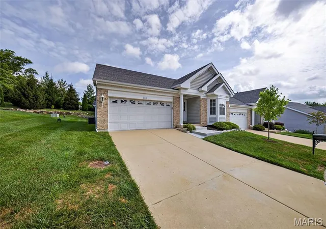 Photo 1 of Villa at 2417 S Lakeridge Ct, Lake Saint Louis, MO 63367 | MLS# MIS25042598 |  | Sold on 2025-09-25