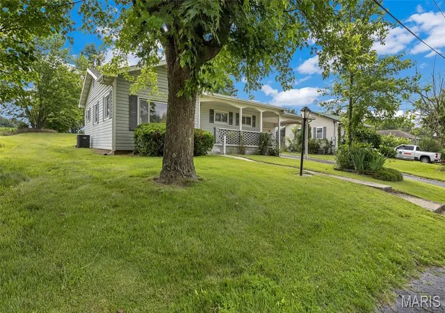 Photo 3 of Single Family Residence at 4405 Berger Rd, Berger, MO 63014 | MLS# MIS25042899 | | Sold on 2025-09-23