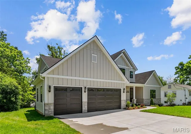 Photo 3 of Single Family Residence at 1050 Couch Ave, Saint Louis, MO 63122 | MLS# MIS25043029 |  | Sold on 2025-08-08