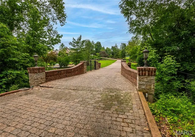 3rd image of 4 Slate River Way, Wentzville, MO 63385 | MLS# MIS25043147