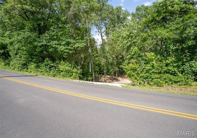 Photo 3 of Land for sale at 0 W Cape Rock Dr (Lot# 2), Cape Girardeau, MO 63701 | MLS# MIS25044464 | Listing updated on 2026-07-01