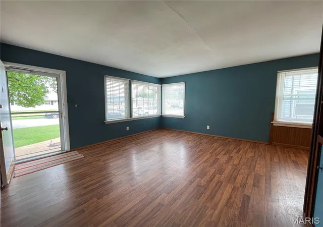 Photo 1 of Single family home for sale at 4140 Tesson St, Saint Louis, MO 63123 | MLS# MIS25045029 | Listing updated on 2026-07-02