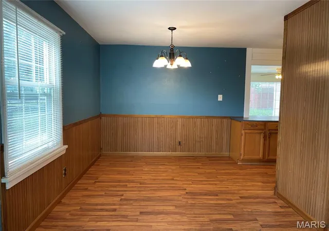 Photo 4 of Single family home for sale at 4140 Tesson St, Saint Louis, MO 63123 | MLS# MIS25045029 | Listing updated on 2026-07-02