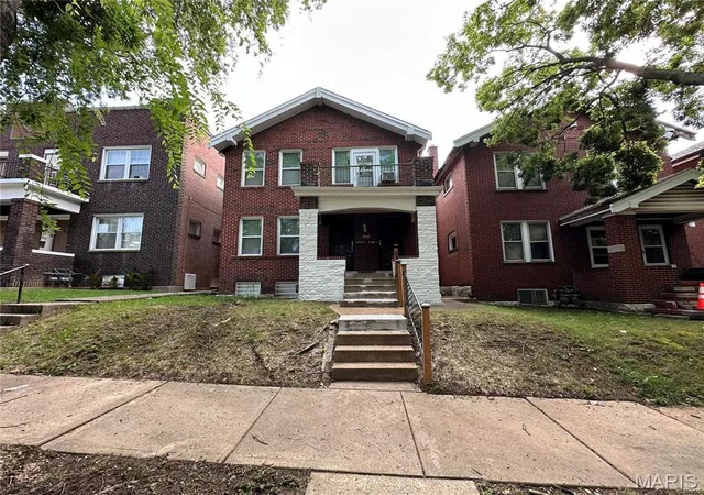 Multi Family at 4843 Kossuth Ave, Saint Louis, MO 63115 | MLS# MIS25045114 | | Sold on 2025-09-19