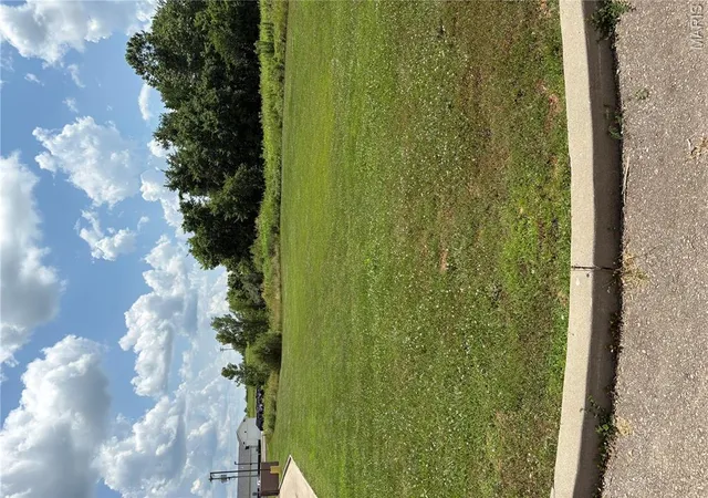 2nd image of 1261 W Main St, Fredericktown, MO 63645 | MLS# MIS25045797