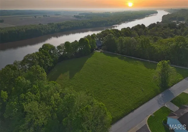 Photo 3 of Land at 0 Vine St, New Haven, MO 63068 | MLS# MIS25045798 | | Sold on 2025-09-26
