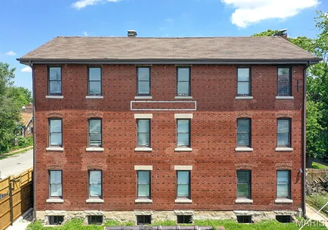 Homes for sale in Saint Louis, MO | 3659 S Broadway #2660-3663-3665, Saint Louis, MO 63118 | MLS# MIS25045848