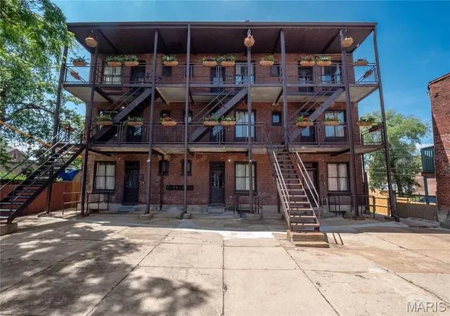 Homes for sale in Saint Louis, MO | 3659 S Broadway #2660-3663-3665, Saint Louis, MO 63118 | MLS# MIS25045848