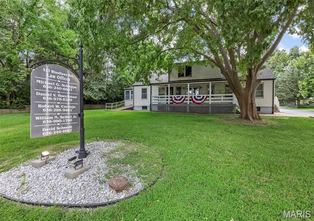 2nd image of 423 Woodlawn Ave, O Fallon, MO 63366 | MLS# MIS25046405