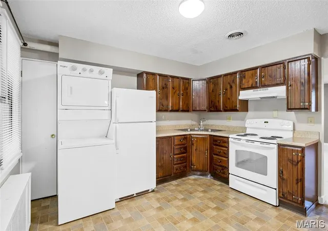 5th image of 423 Woodlawn Ave, O Fallon, MO 63366 | MLS# MIS25046405