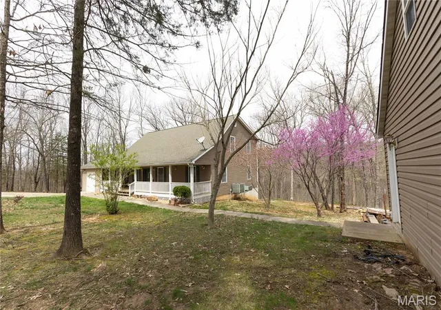 Photo 2 of Single Family Residence at 1669 Bohrenpohl Rd, Owensville, MO 65066 | MLS# MIS25047890 | | Sold on 2026-01-06