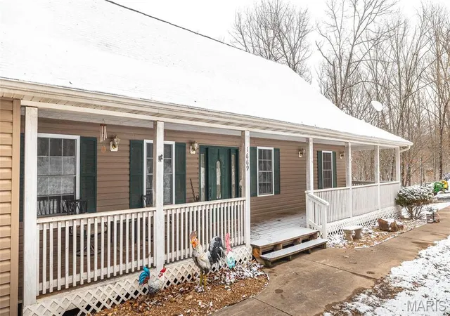 Photo 5 of Single Family Residence at 1669 Bohrenpohl Rd, Owensville, MO 65066 | MLS# MIS25047890 | | Sold on 2026-01-06