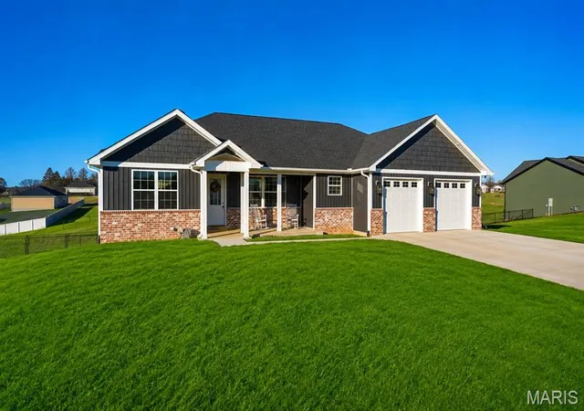 Photo 1 of Single family home for sale at 236 Haydens Trail, Jackson, MO 63755 | MLS# MIS25048070 | Listing updated on 2026-09-14