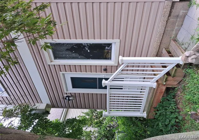 Photo 1 of Single Family Residence at 4672 Hannover Ave, Saint Louis, MO 63123 | MLS# MIS25048380 | | Sold on 2025-09-25