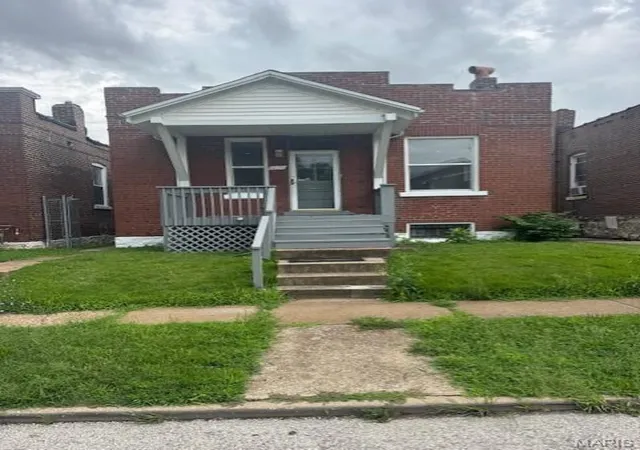 Photo 1 of Single Family Residence at 4960 Thekla Ave, Saint Louis, MO 63115 | MLS# MIS25051058 |  | Sold on 2025-09-02