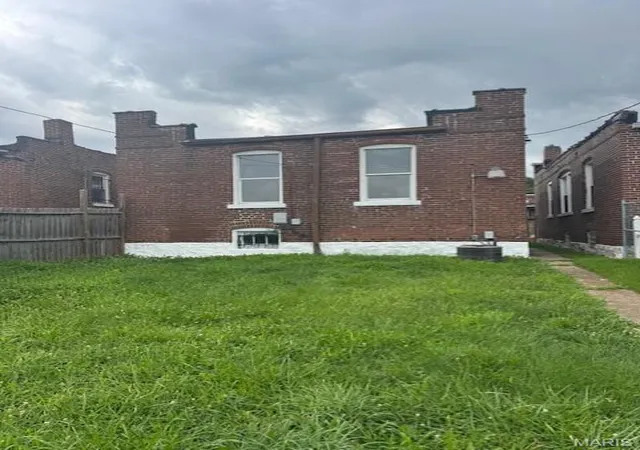 Photo 2 of Single Family Residence at 4960 Thekla Ave, Saint Louis, MO 63115 | MLS# MIS25051058 |  | Sold on 2025-09-02