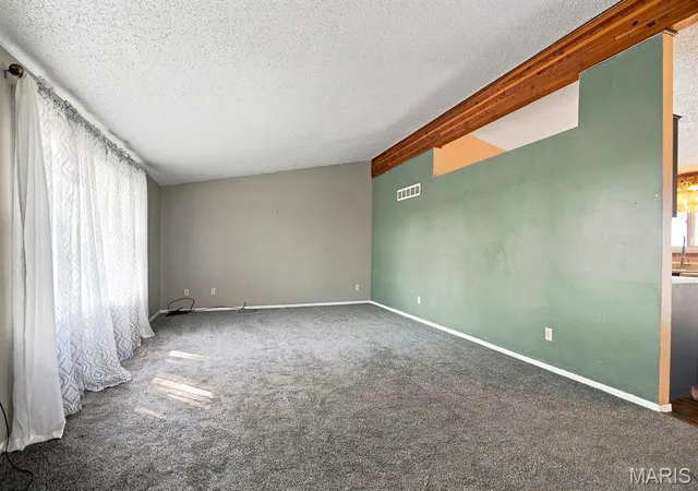 Photo 4 of Sale Pending at 36950 Hwy K, Laddonia, MO 63352 | MLS# MIS25051640 | Listing updated on 2026-09-05