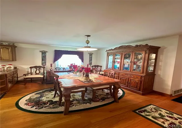 5th image of 1854 Osage Dr, Rolla, MO 65401 | MLS# MIS25053351