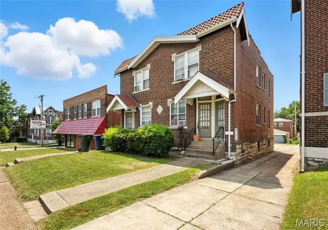 Photo 2 of Multi family home for sale at 5006   5008 Chippewa, Saint Louis, MO 63109 | MLS# MIS25055460 | Listing updated on 2026-08-24