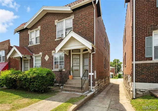 Photo 3 of Multi family home for sale at 5006   5008 Chippewa, Saint Louis, MO 63109 | MLS# MIS25055460 | Listing updated on 2026-08-24