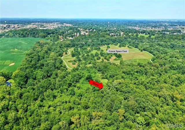 Homes for sale in Glen Carbon, IL | 221 Oaklawn Rd, Glen Carbon, IL 62034 | MLS# MIS25055687