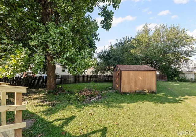 Photo 3 of Single family home for sale at 145 Victory Dr, East Alton, IL 62024 | MLS# MIS25056005 | Listing updated on 2025-10-15