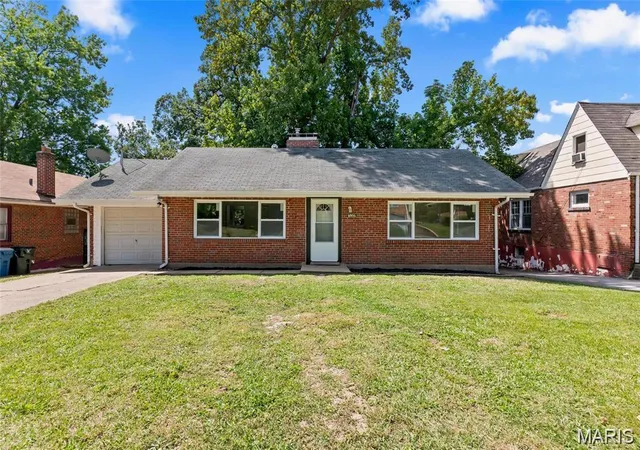 Photo 1 of Single Family Residence at 6906 Alberici Ave, Saint Louis, MO 63121 | MLS# MIS25056253 | | Sold on 2025-11-10