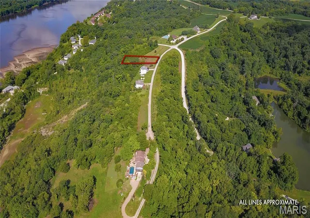 3rd image of 204 Quarry Rd, Golden Eagle, IL 62036 | MLS# MIS25057011