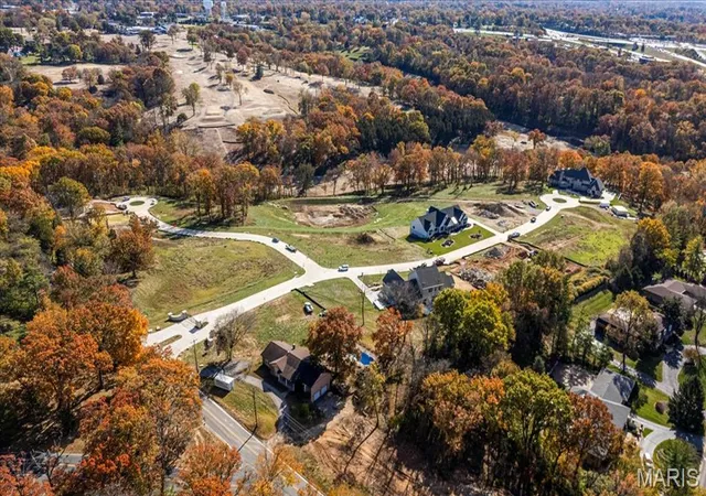3rd image of 9418 Sunset Reserve Dr, Saint Louis, MO 63127 | MLS# MIS25057696