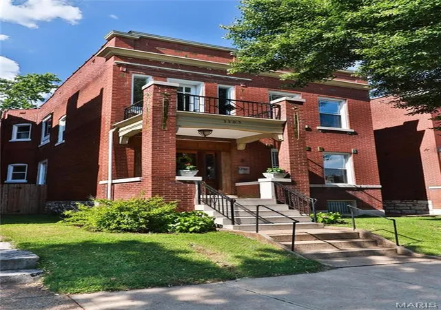 1st image of 3305 Pestalozzi St, St Louis, MO 63118 | MLS# MIS25059015