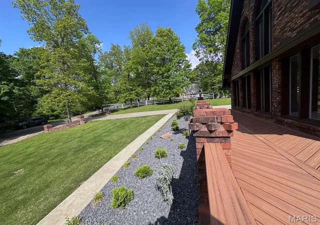 Photo 5 of Single Family Residence at 15012 Bay Hills Dr, Dexter, MO 63841 | MLS# MIS25059403 | | Sold on 2025-12-30