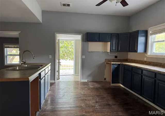 Photo 5 of Single Family Residence at 514 W Harbin Ave, Puxico, MO 63960 | MLS# MIS25059794 |  | Sold on 2026-04-15