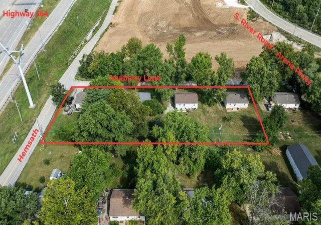 Photo 3 of Single family home for sale at 2816 Mulberry Ln, Saint Charles, MO 63303 | MLS# MIS25059992 | Listing updated on 2026-03-08