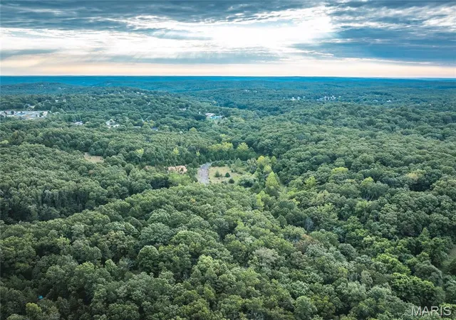 4th image of 40 Acres Bosa Dr, Saint Robert, MO 65584 | MLS# MIS25060600