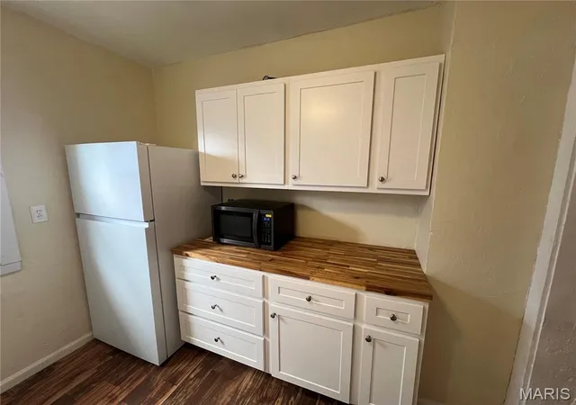3rd image of 3904 Walsh St, Saint Louis, MO 63116 | MLS# MIS25061433