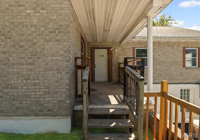 3rd image of 400 Conniston Dr, Belleville, IL 62223 | MLS# MIS25061817