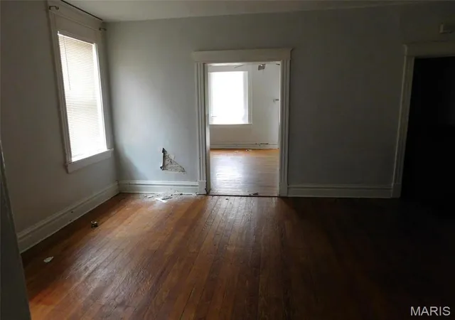 Photo 3 of Single Family Residence at 4312 Oregon Ave, Saint Louis, MO 63111 | MLS# MIS25062127 | | Sold on 2025-10-29